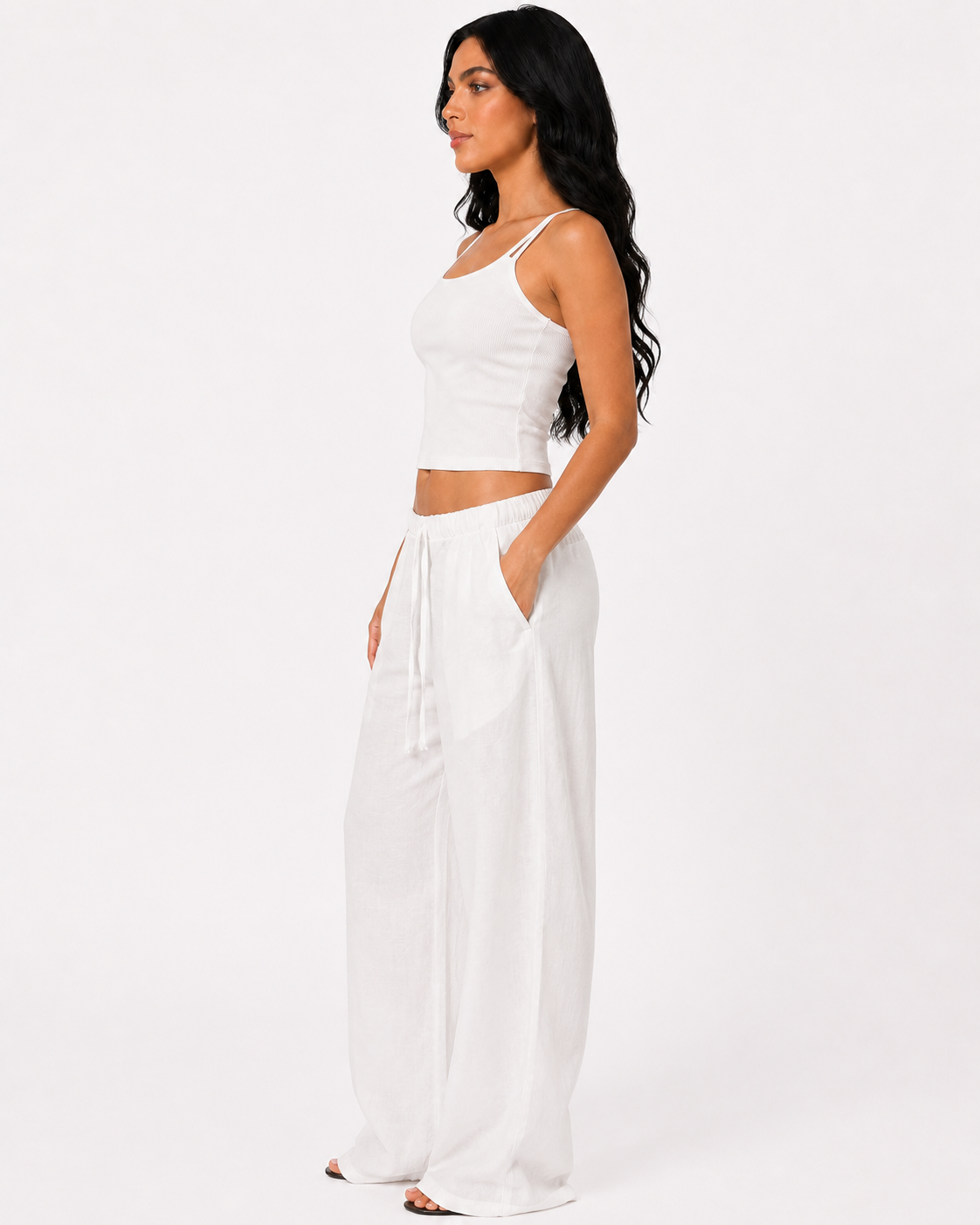 beach babe linen pants in white